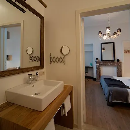 Bed & Breakfast Charming