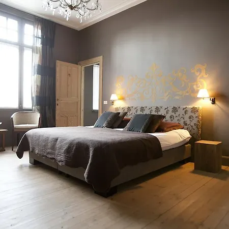 Bed & Breakfast Charming 4*
